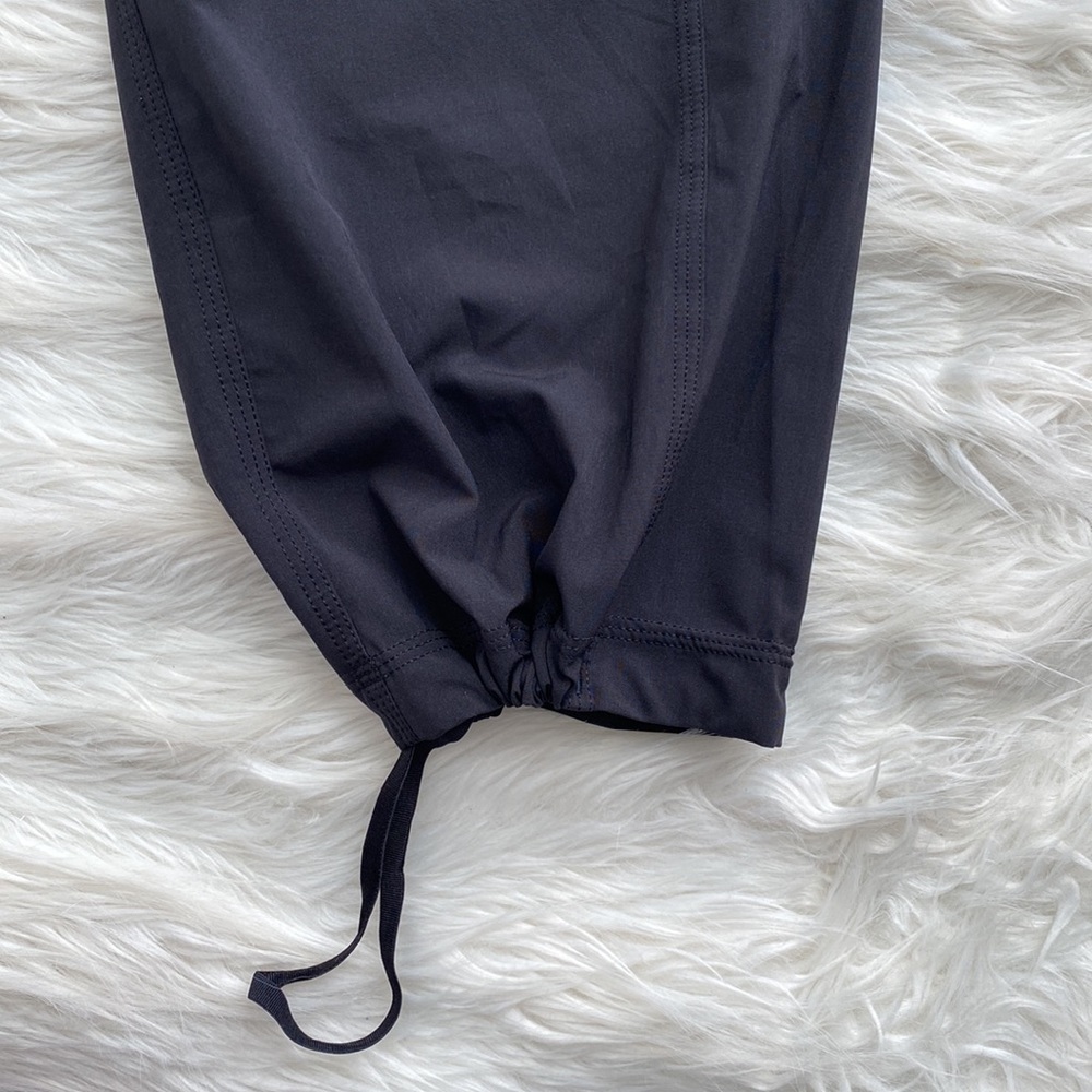 Lululemon | Step Lively Crop - Picture 8 of 15